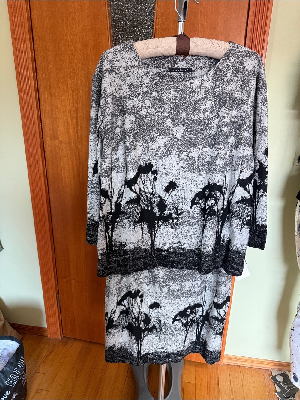 Forest Silhouette Knit Top and Skirt Set - Black & Gray